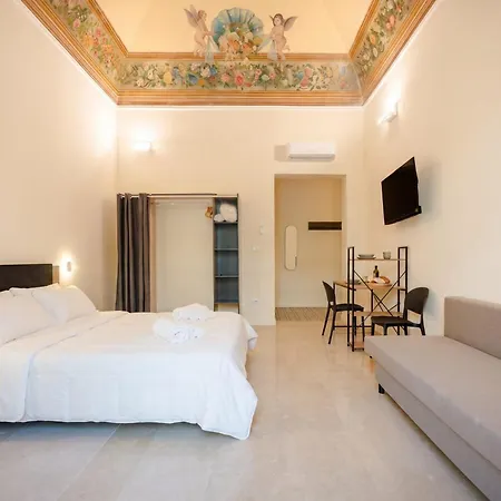 Hub 5 Aparthotel Bari