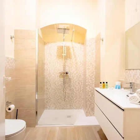 Hub 5 3* Bari